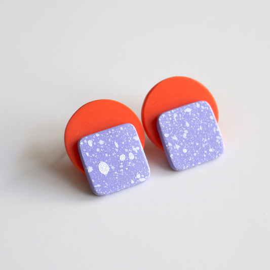 Dot Stud in Coral & Lilac Speck