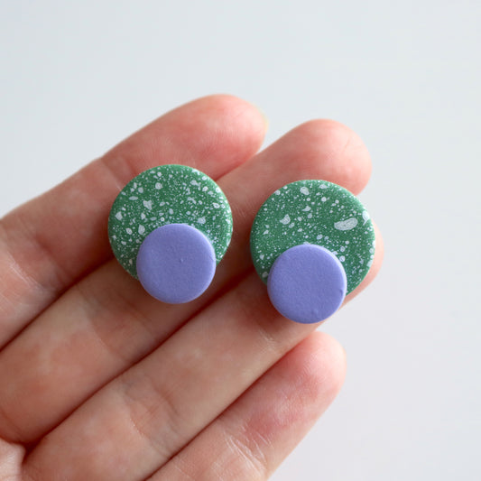 Dot Stud in Winter Sage Speck & Lilac