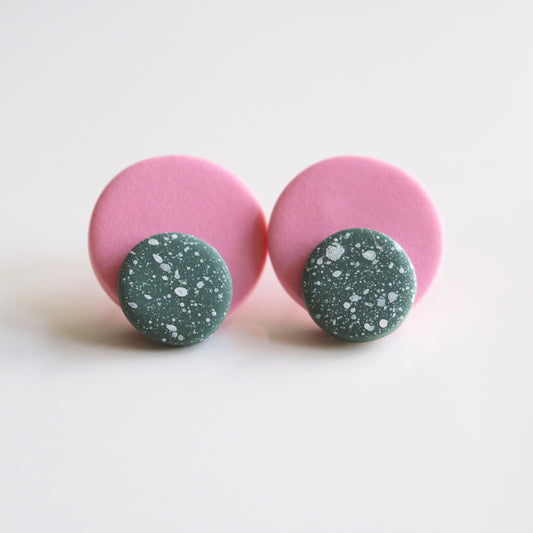 Dot Stud in Rose & Winter Sage Speck