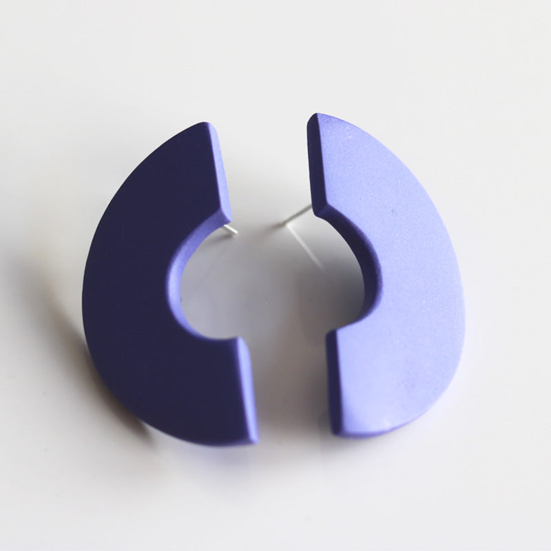 Bridge Studs in Lavender