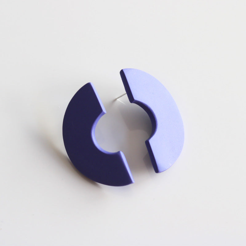 Bridge Studs in Lavender
