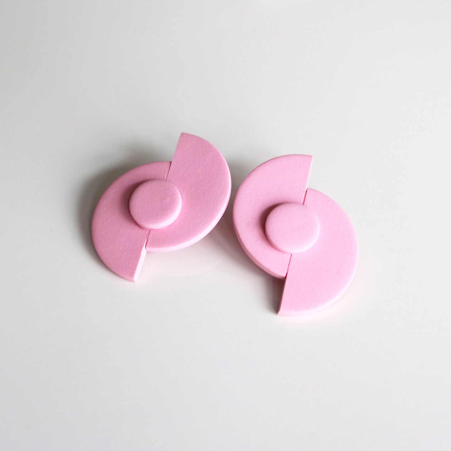 Saturn Studs